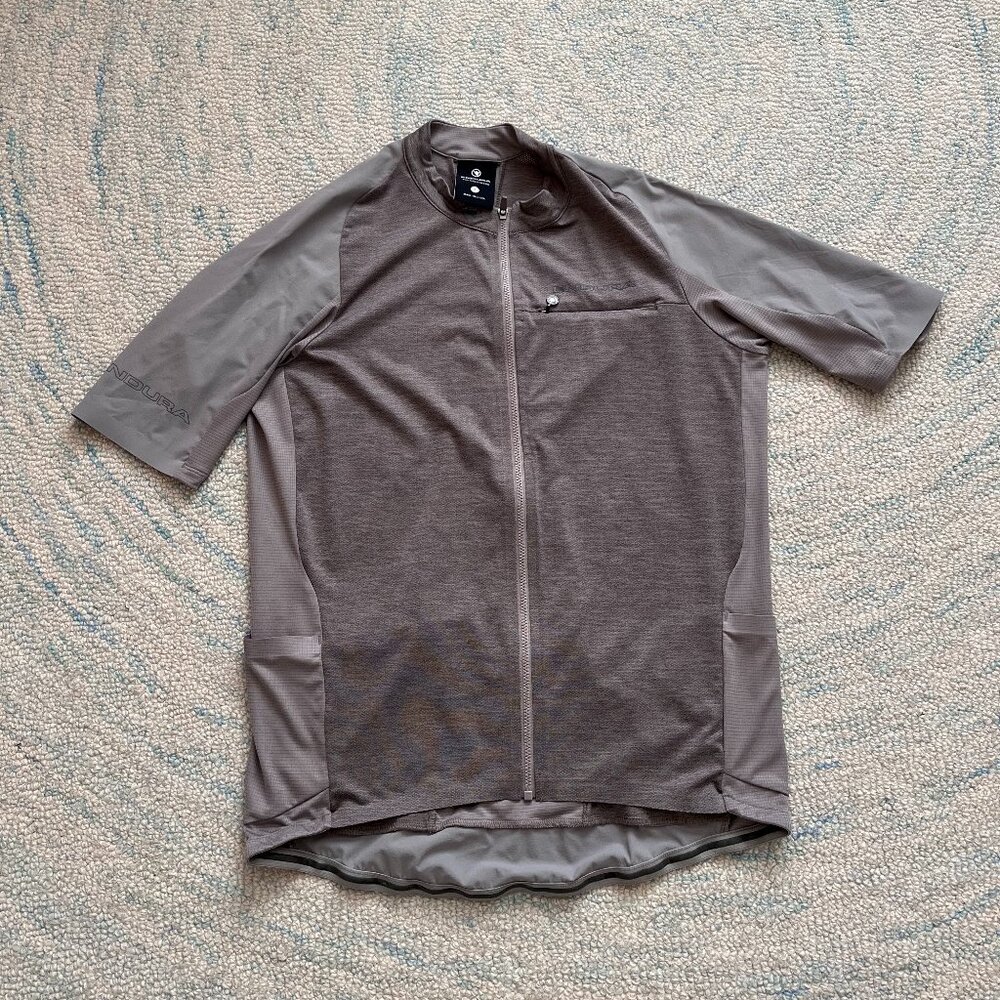 Endura GV500 Reiver Gravel Cycling Jersey, Men's Large